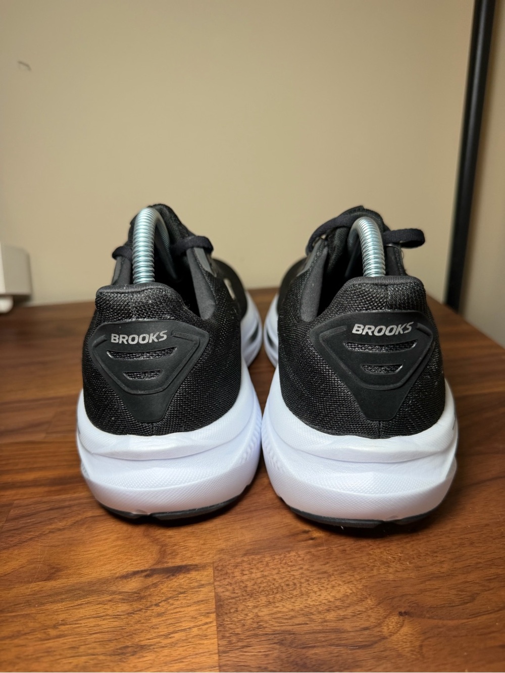 Brooks Women's Ghost 17 Black & White Running Shoe - Picture 5 of 10